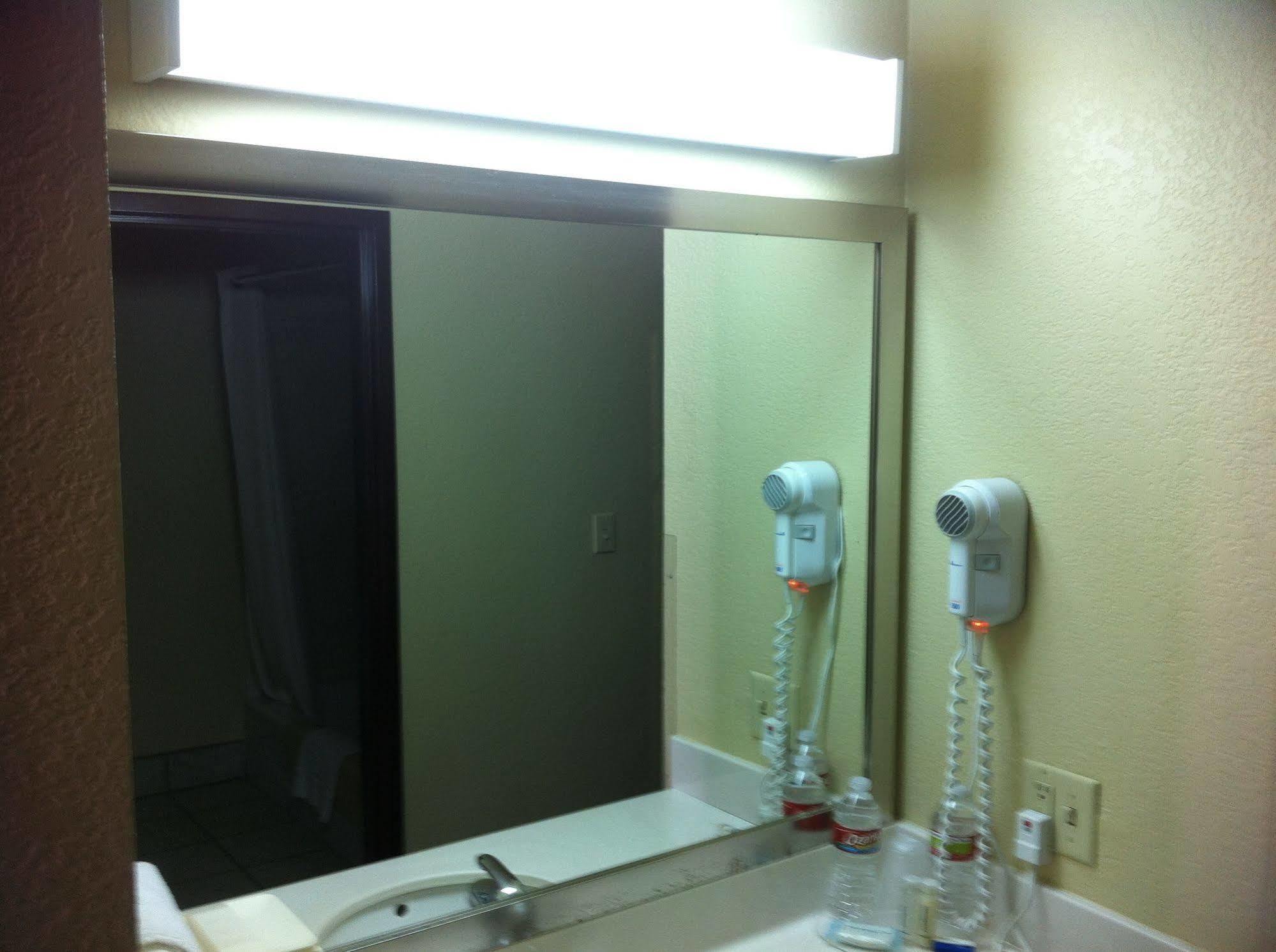 Lea County Inn Hobbs Extérieur photo